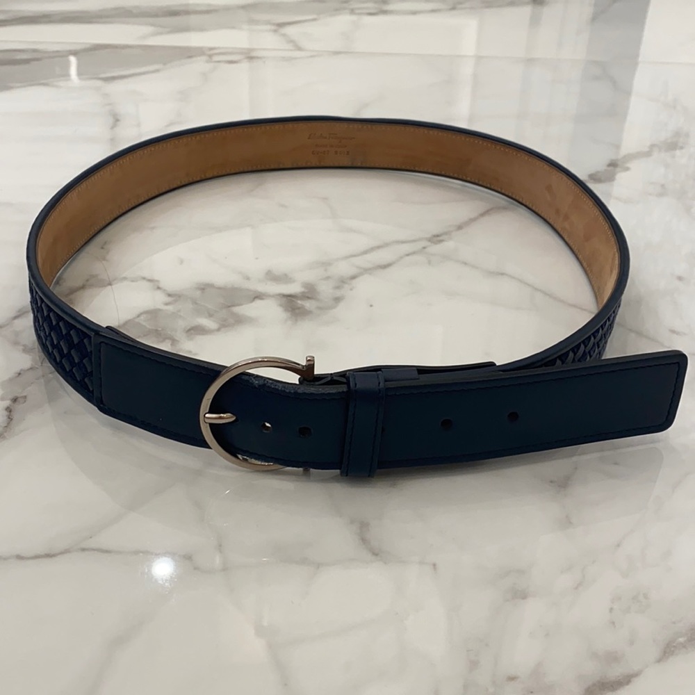 Ferragamo blue patterned belt size 36 lightly worn